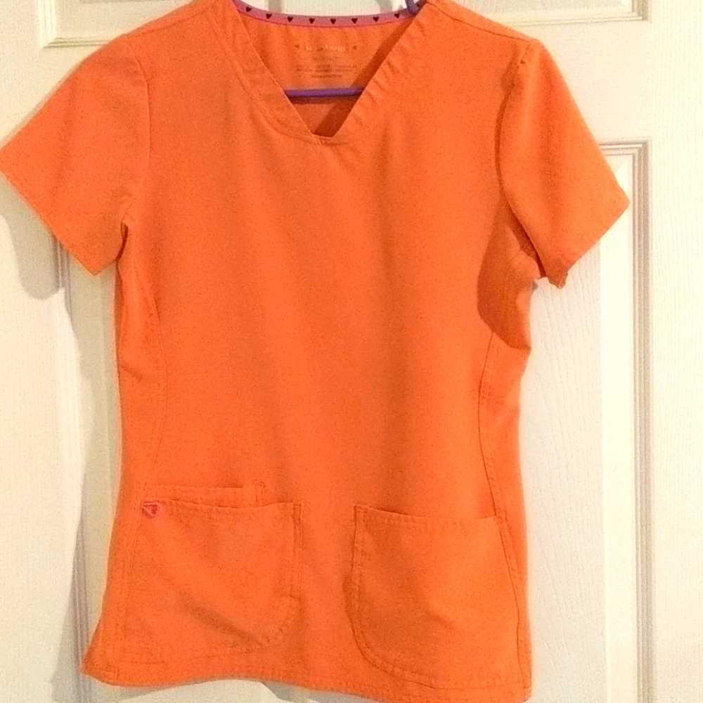 Scrub top